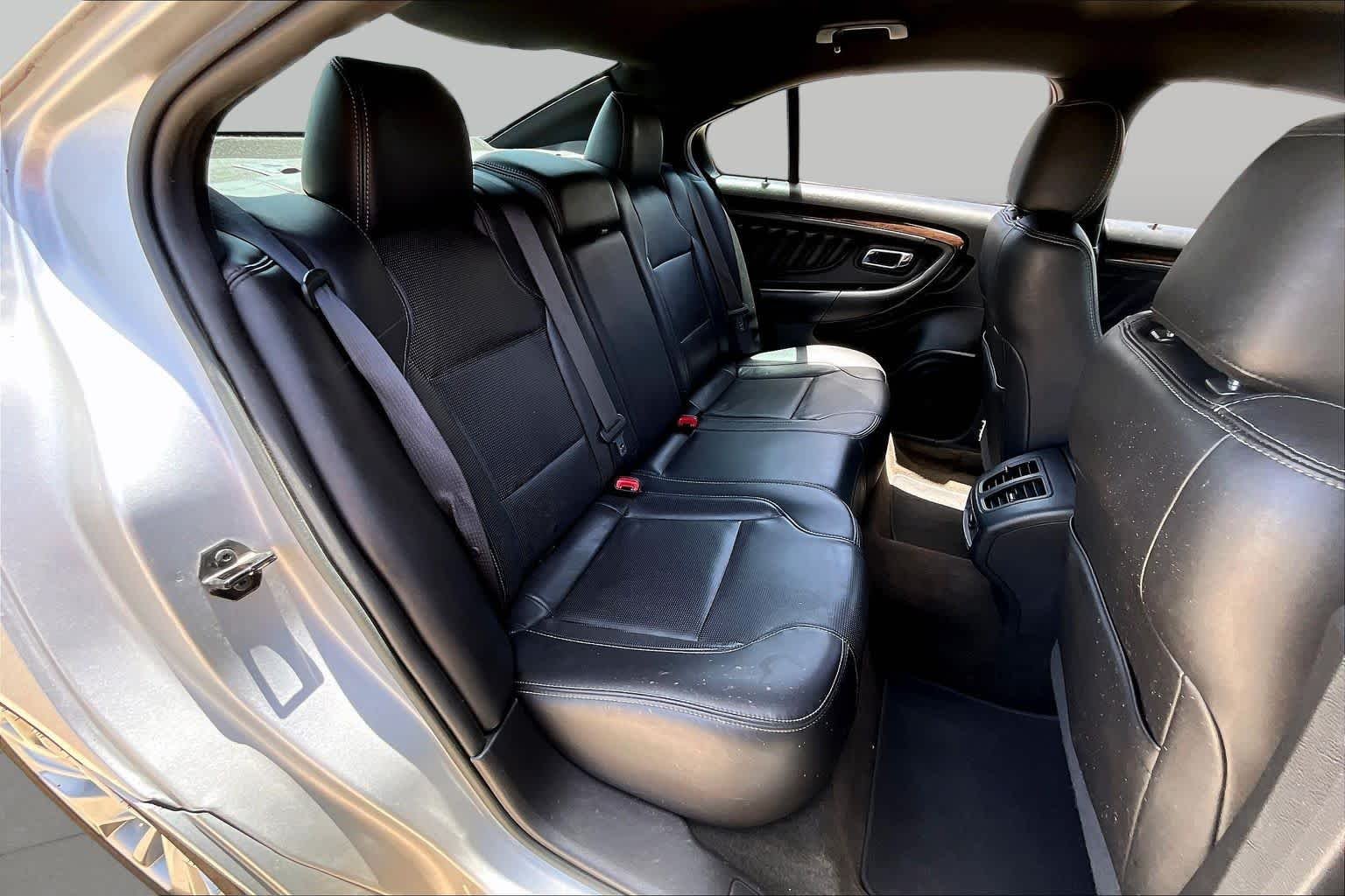 Used 2013 Ingot Silver Metallic Ford Limited image 19