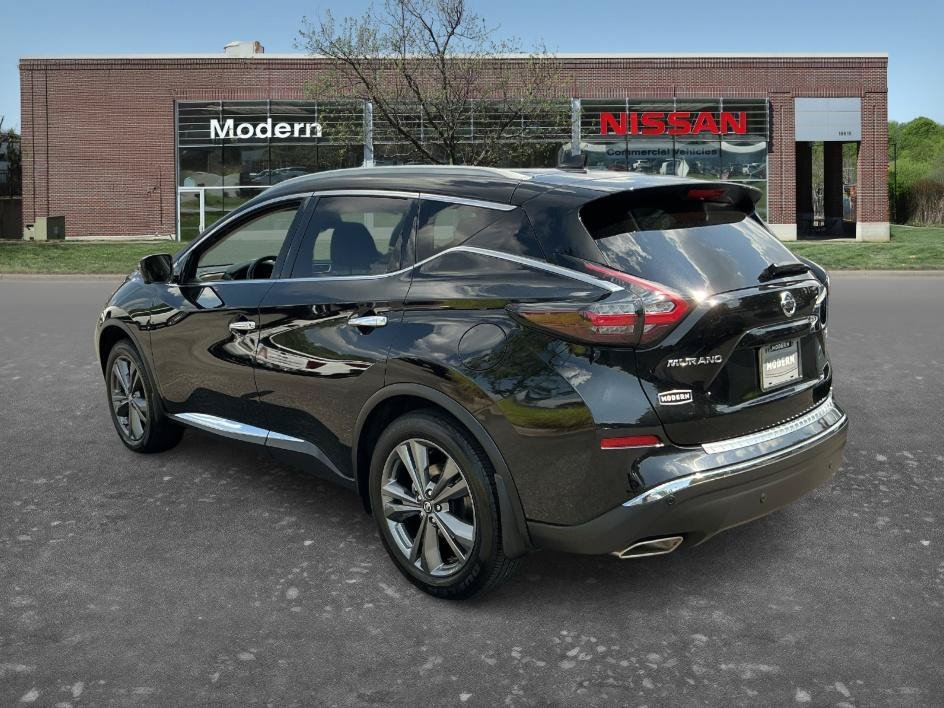 Used 2022 Magnetic Black Pearl Nissan Platinum image 2