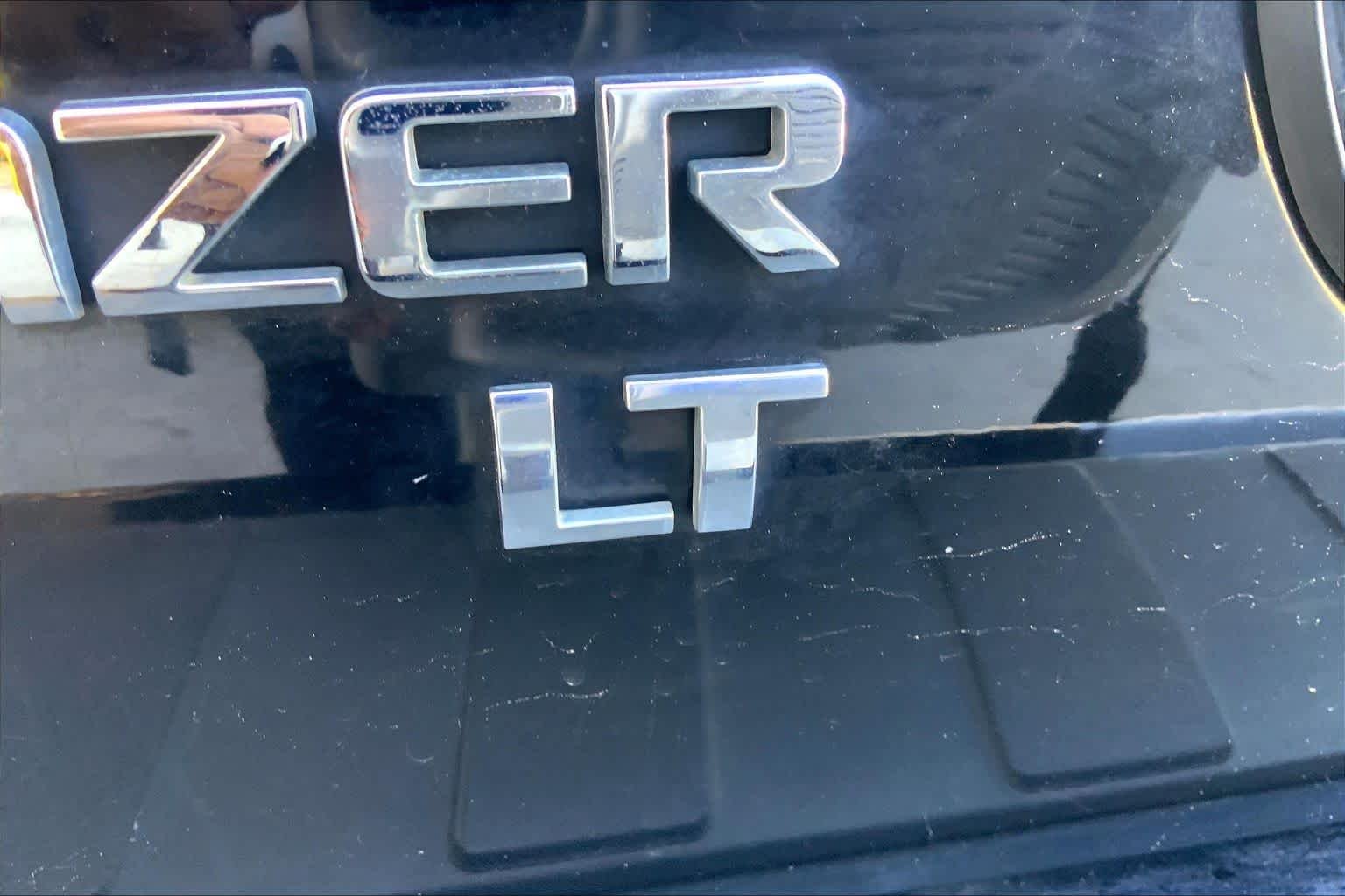 Used 2008 Black Chevrolet LT w/1LT image 9