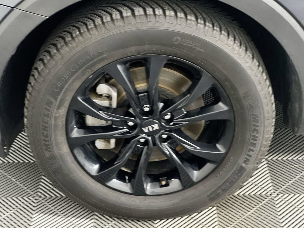 Used 2020 Gray Kia LX image 7