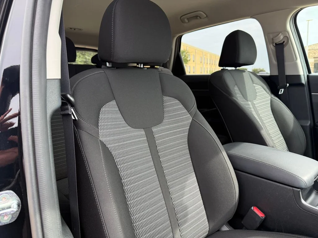 Used 2021 Black Kia LX image 27