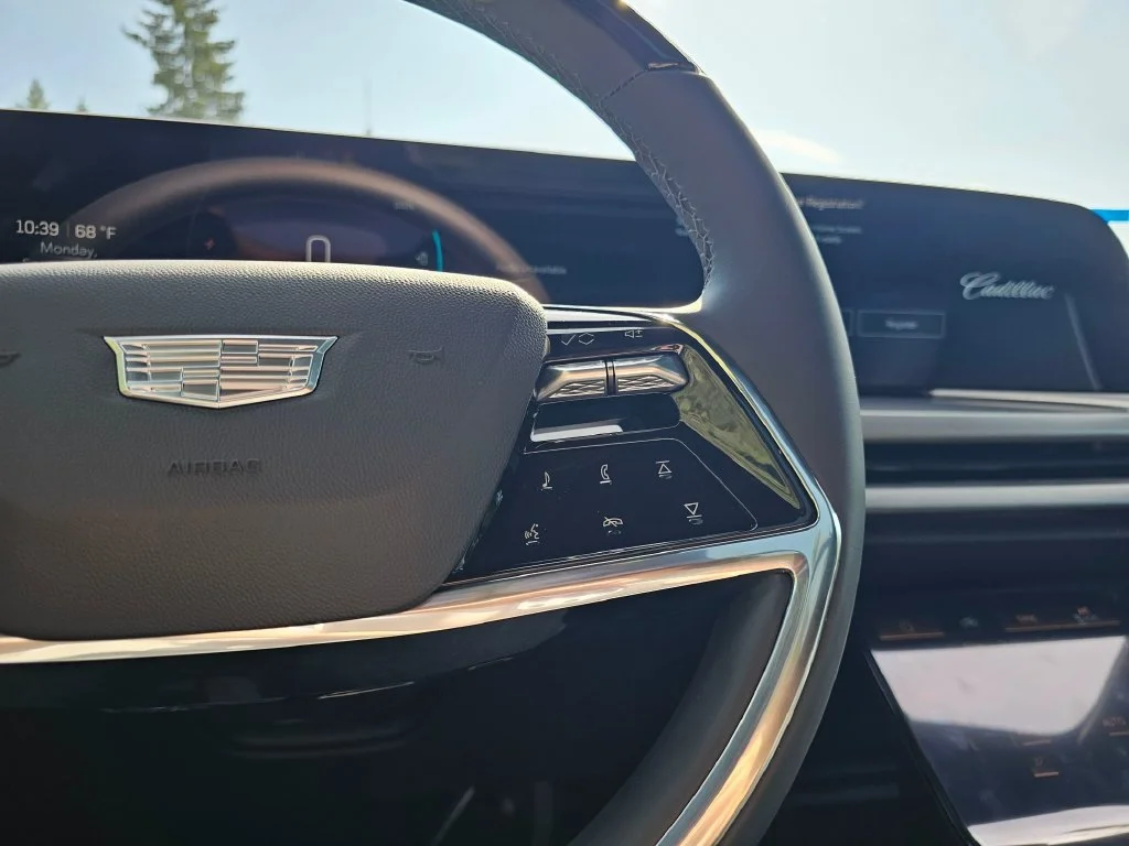 New 2027 Argent Silver Metallic Cadillac Sport image 34