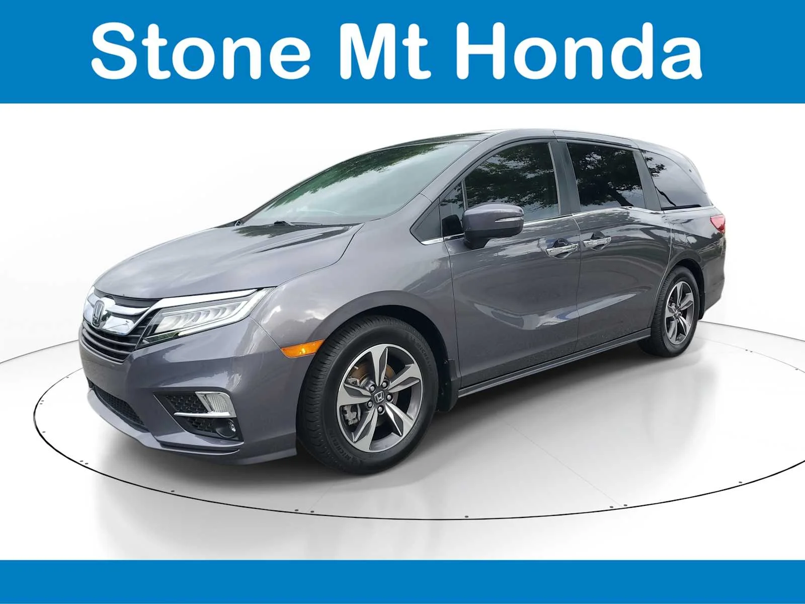 Used 2019 Modern Steel Metallic Honda Touring image 3