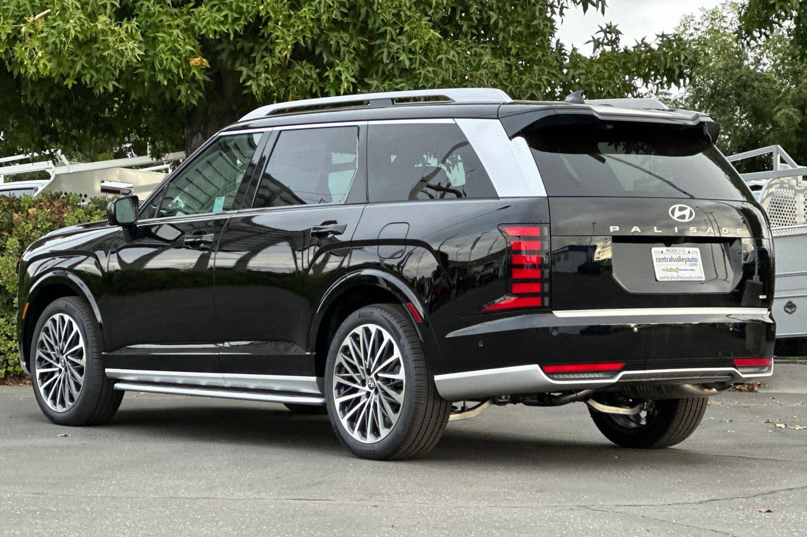 New 2026 Abyss Black Pearl Hyundai Calligraphy AWD image 35