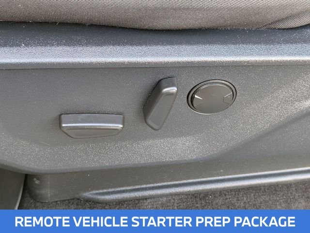 Used 2023 Silver Ford XLT image 17