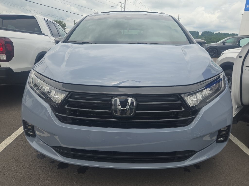 2024 Honda Odyssey SPORT's photo