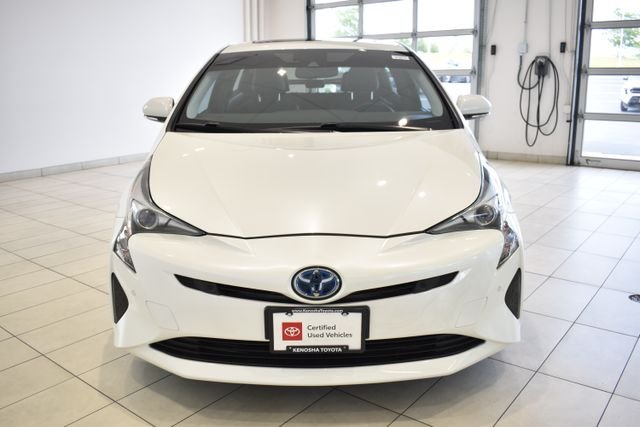 Certified Used 2017 White Toyota Four image 3