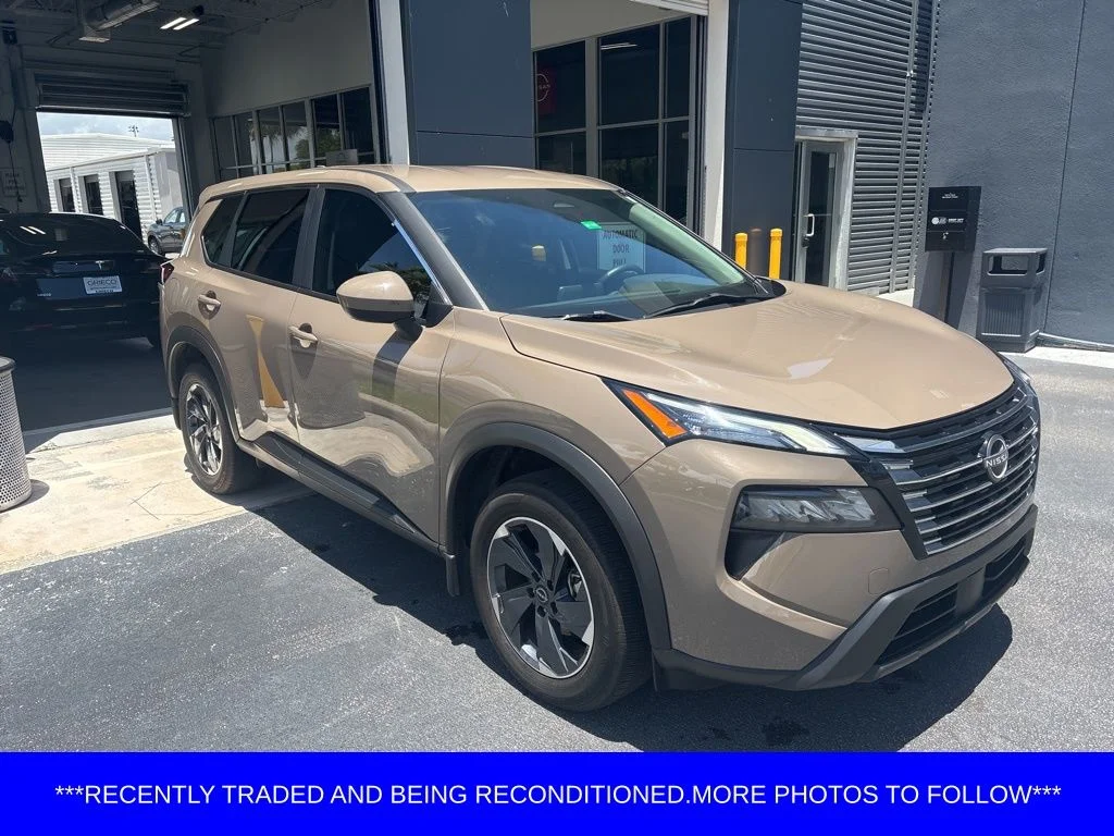 2024 Nissan Rogue SV FWD's photo