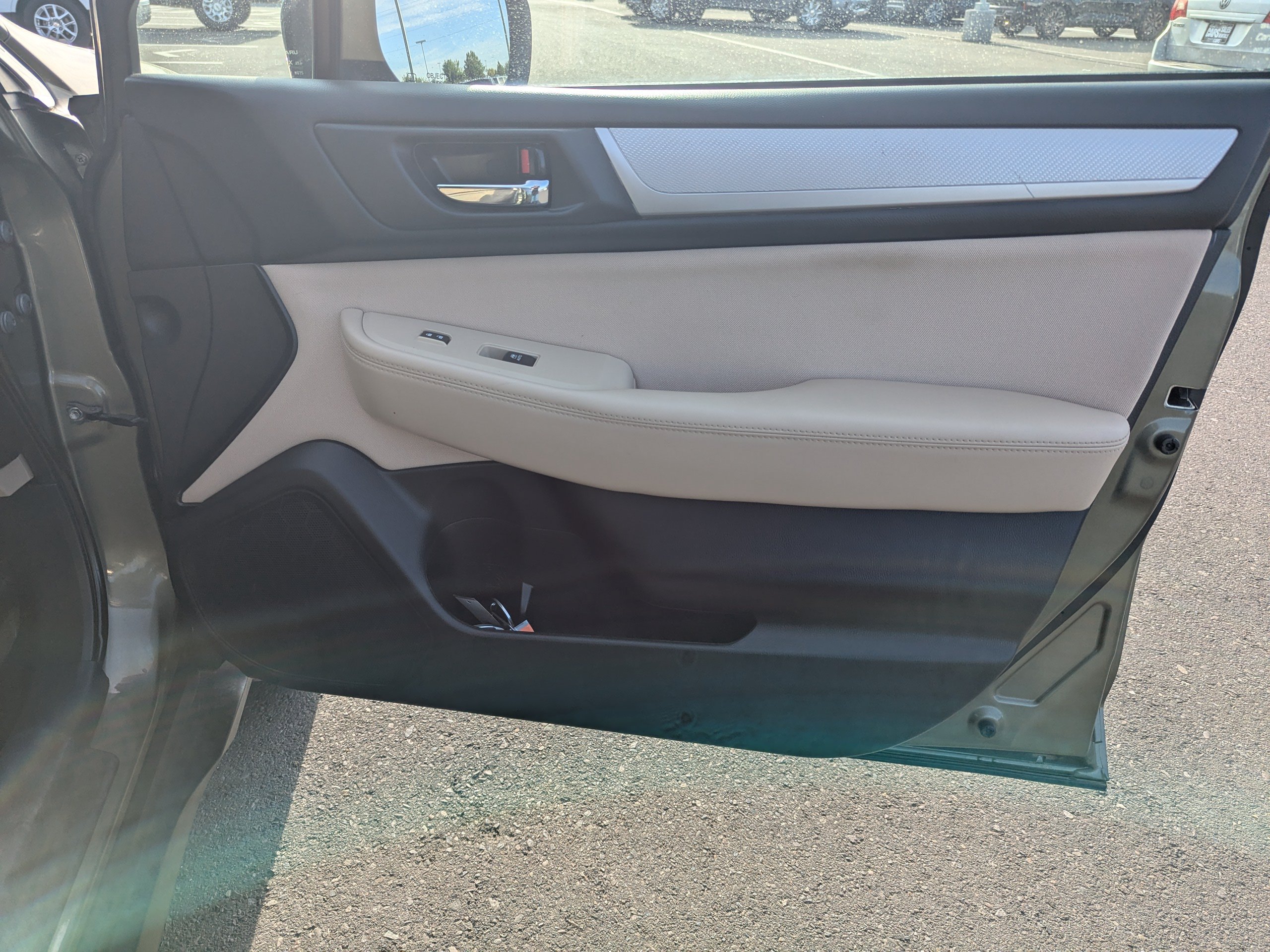 2018 Subaru Outback Premium - Photo 35