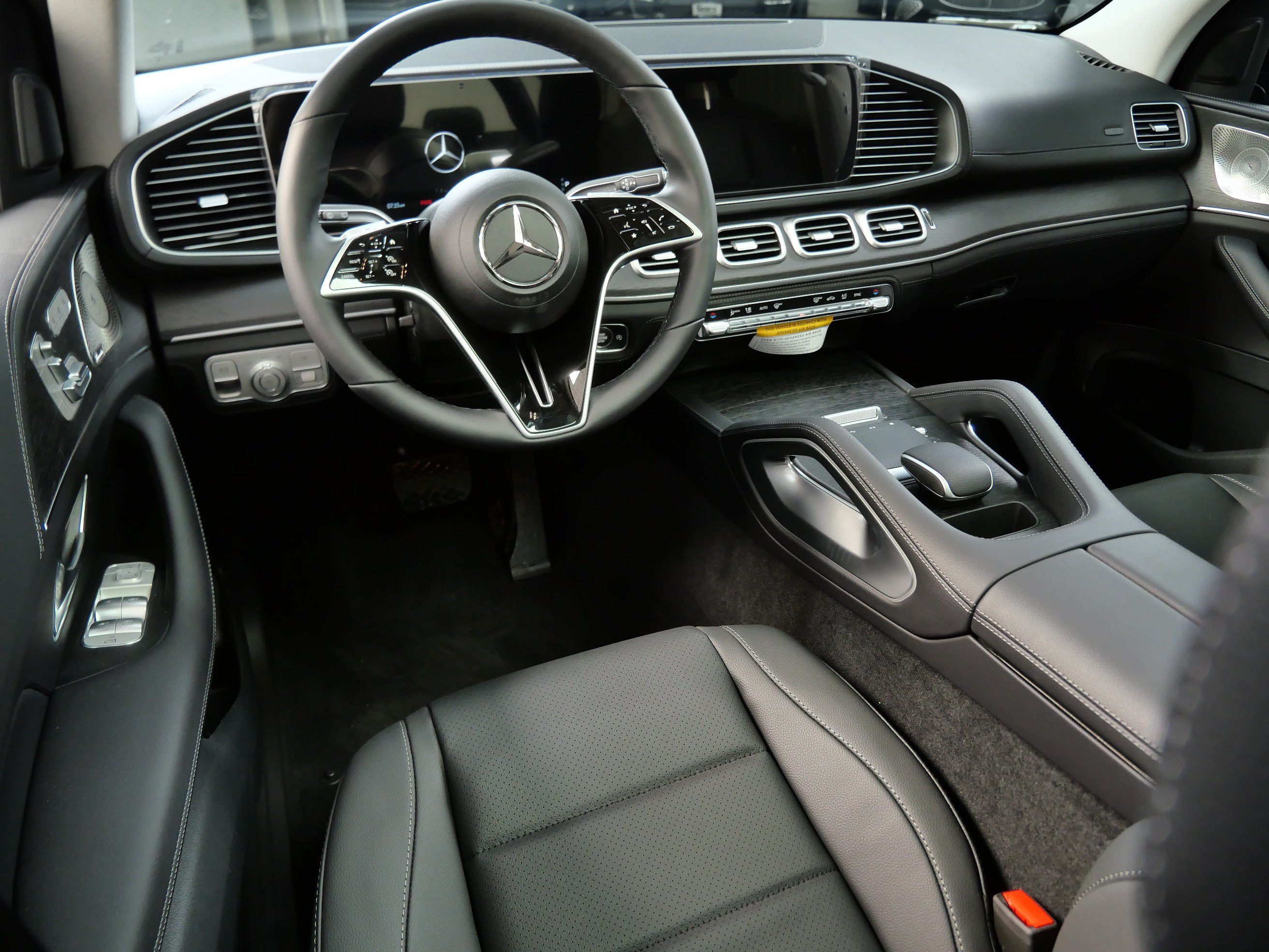 New 2026 Obsidian Black Metallic Mercedes-Benz GLE 350 image 2