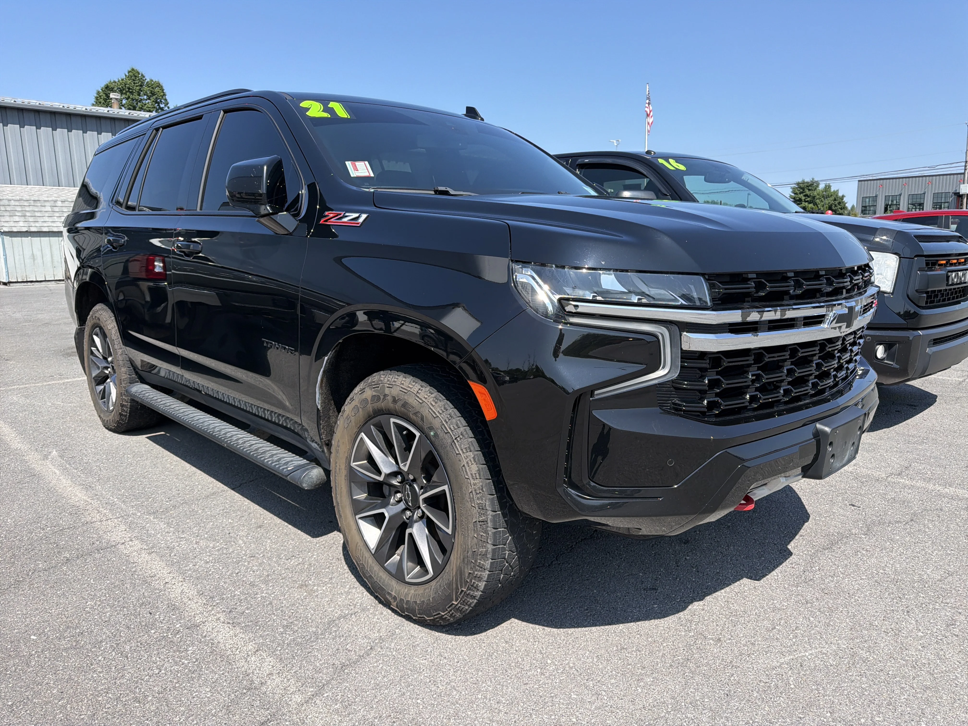 Used 2021 Black Chevrolet Z71 image 33