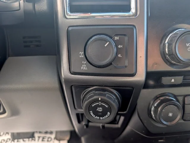 Used 2016  Ford XLT image 18