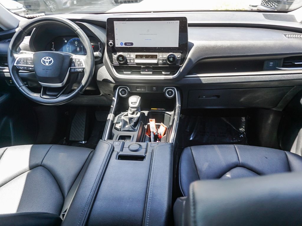 Used 2024 White Toyota XLE image 14