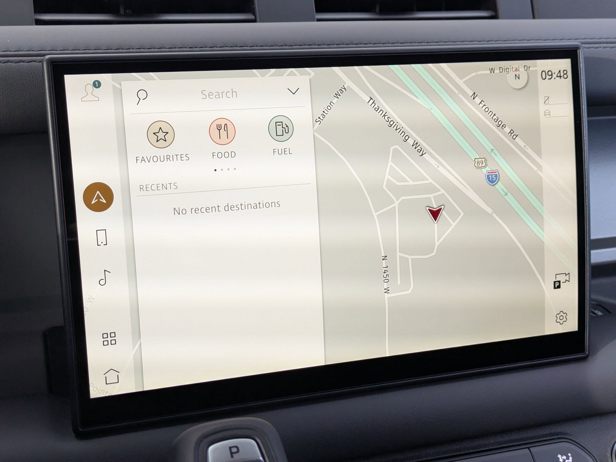 2025 Land Rover Defender V8 - Photo 12