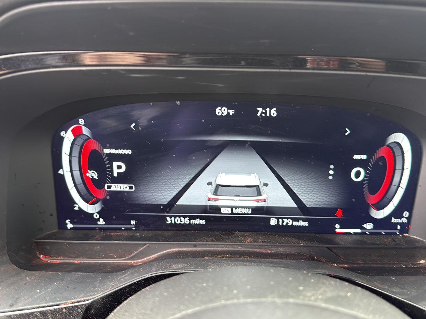 Used 2024 Scarlet Ember Nissan Platinum image 17
