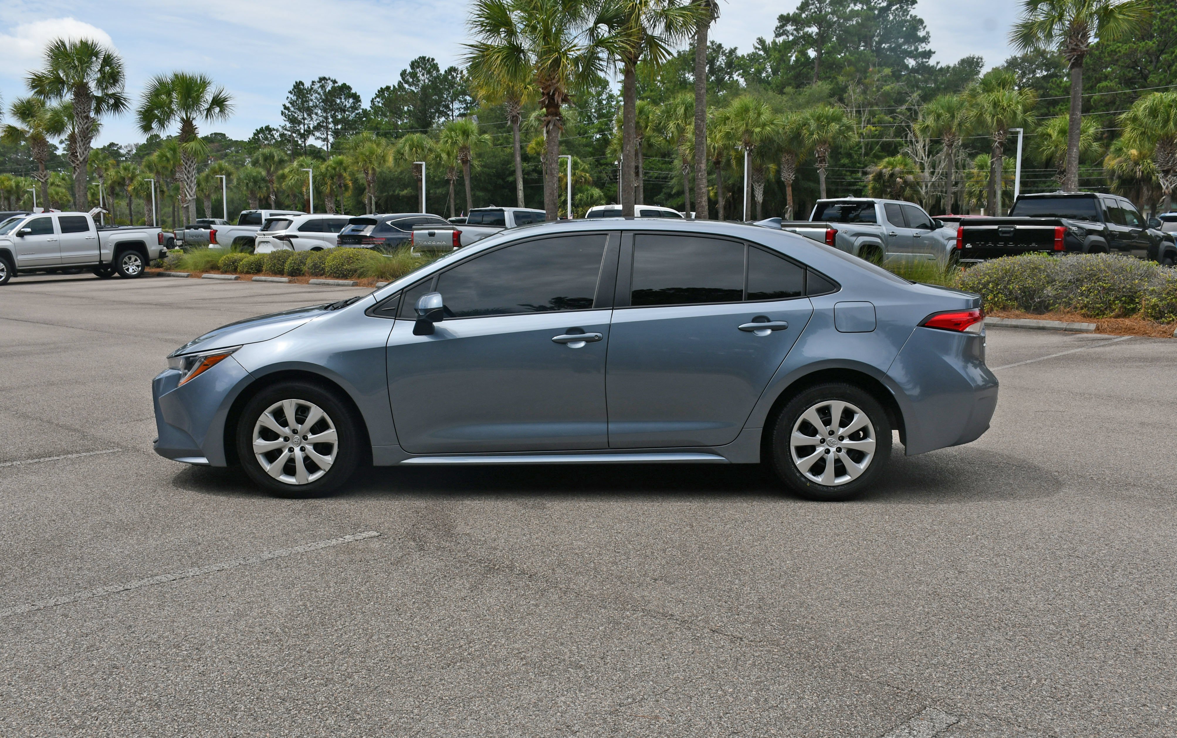 Certified Used 2024  Toyota LE image 5