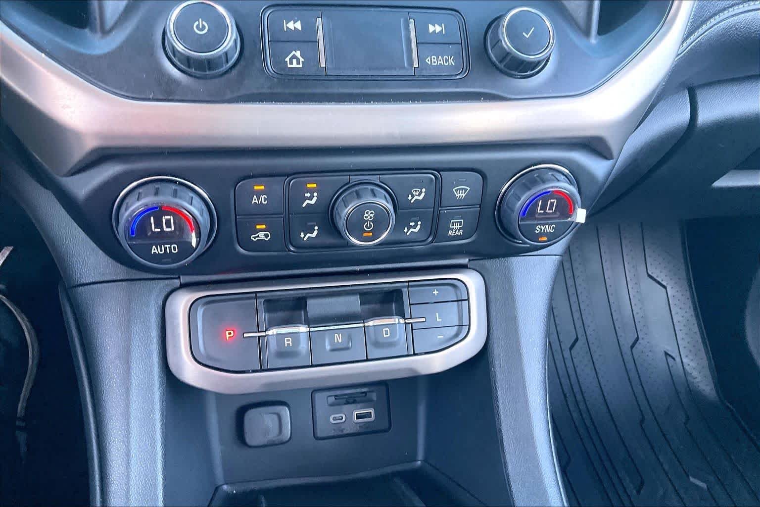 Used 2021 Cayenne Red Tintcoat GMC Denali image 33