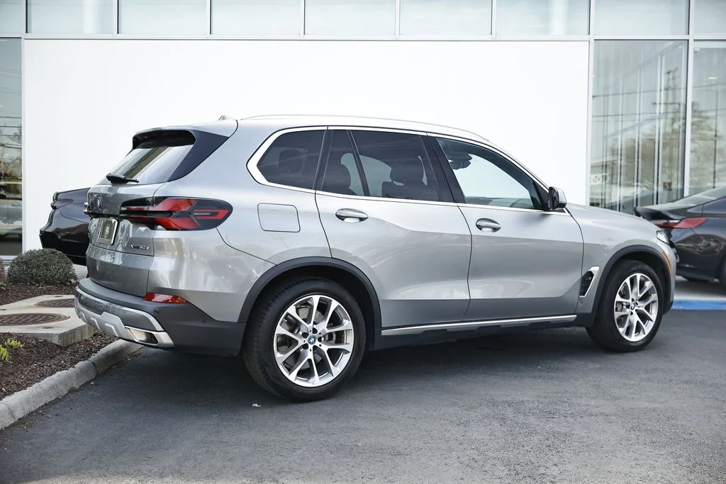 Used 2024 Skyscraper Gray Metallic BMW xDrive50e image 7