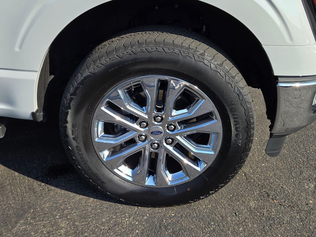 Used 2024 Avalanche Ford Lariat image 9