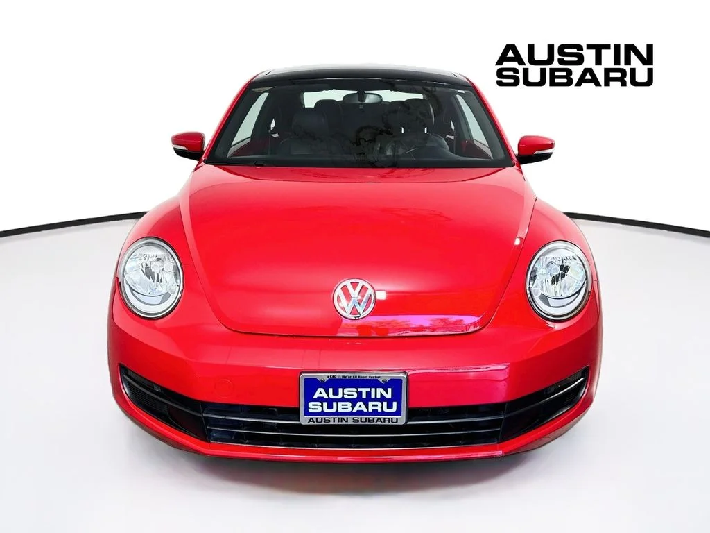 Used 2012 Red Volkswagen 2.5L image 2