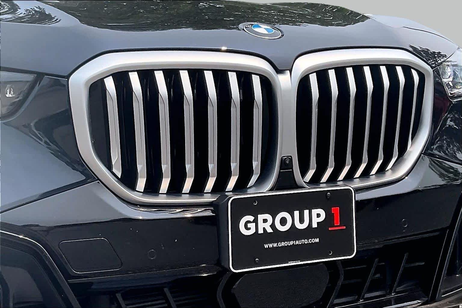 Used 2026 Carbon Black Metallic BMW xDrive40i image 31