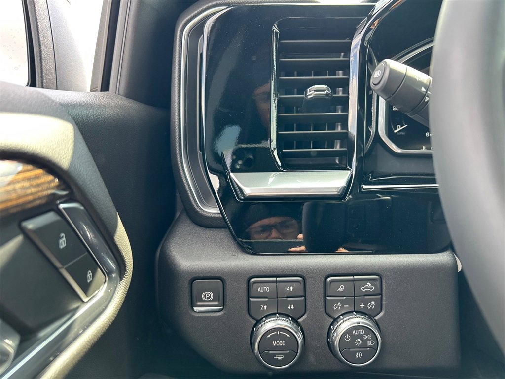 2026 GMC SIERRA - Image 17