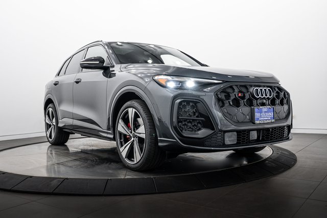 2026 Audi SQ5 Premium Plus