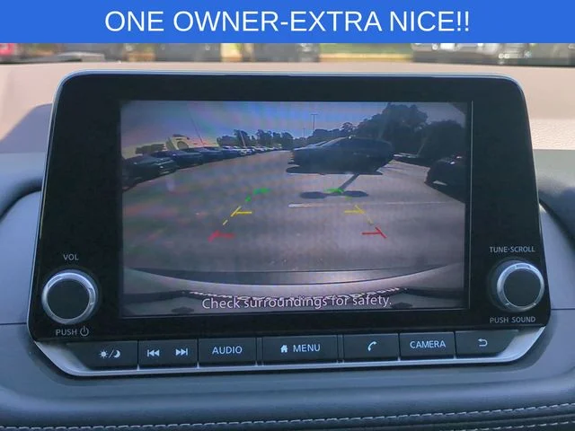 Used 2023 Silver Nissan SV image 25