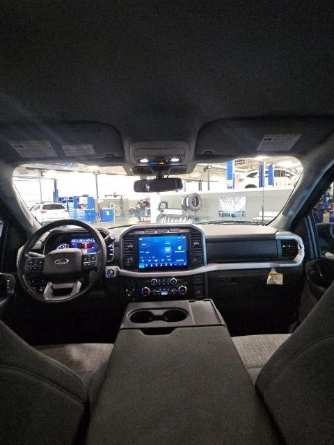 Used 2023 Black Ford XLT image 30
