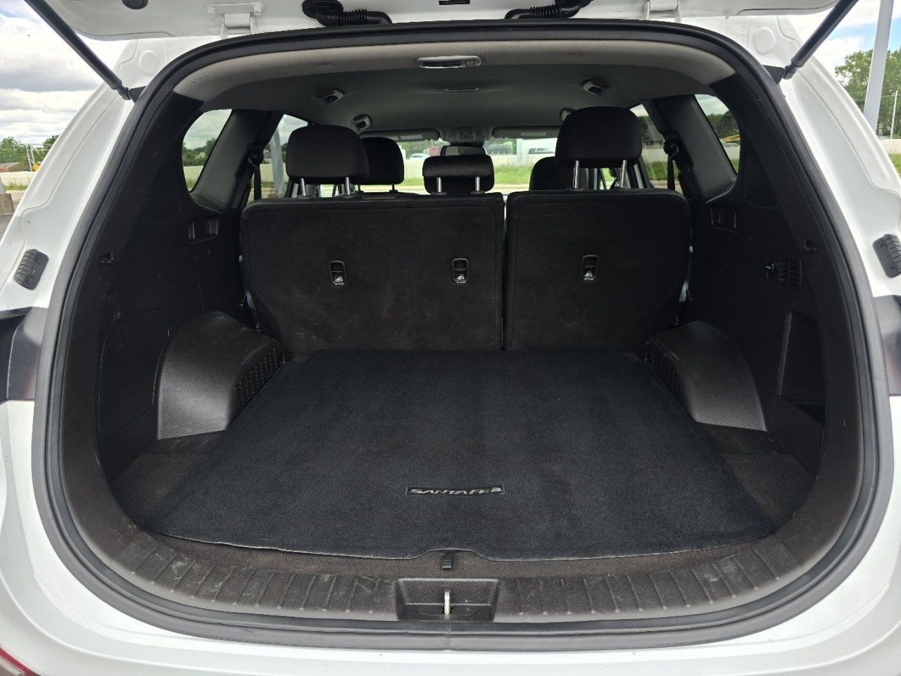 Used 2020 Gray Hyundai SEL image 16
