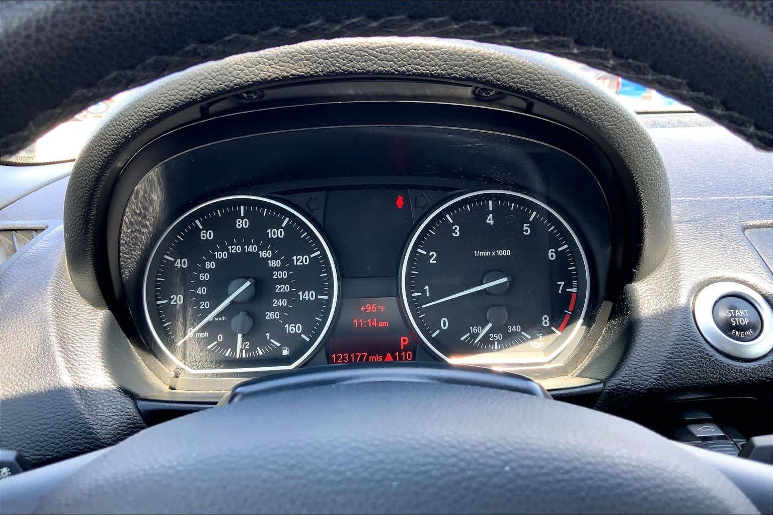 Used 2009 Alpine White BMW 135i image 22