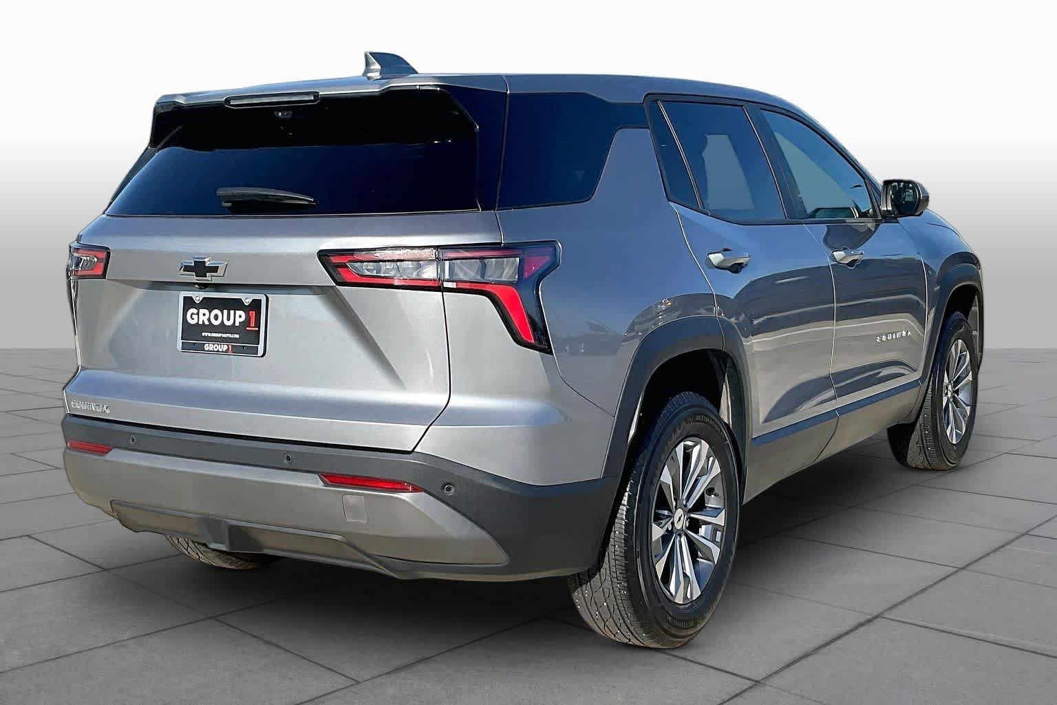 Used 2025 Sterling Gray Metallic Chevrolet LT image 13