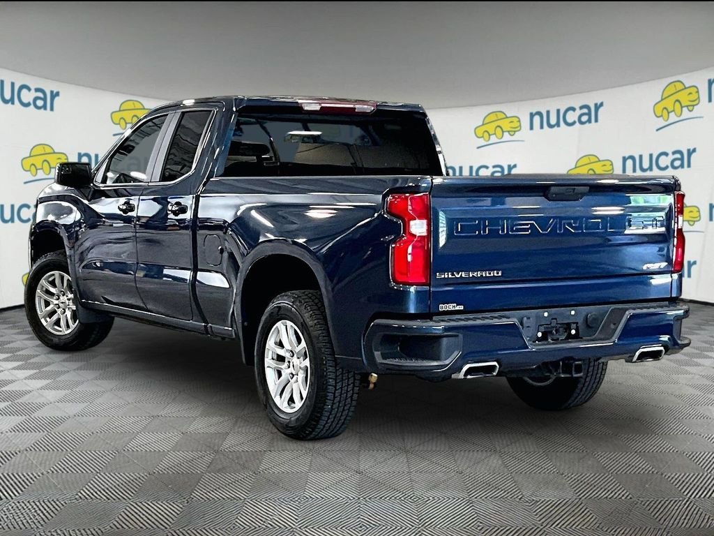 Used 2019 Blue Chevrolet RST image 4