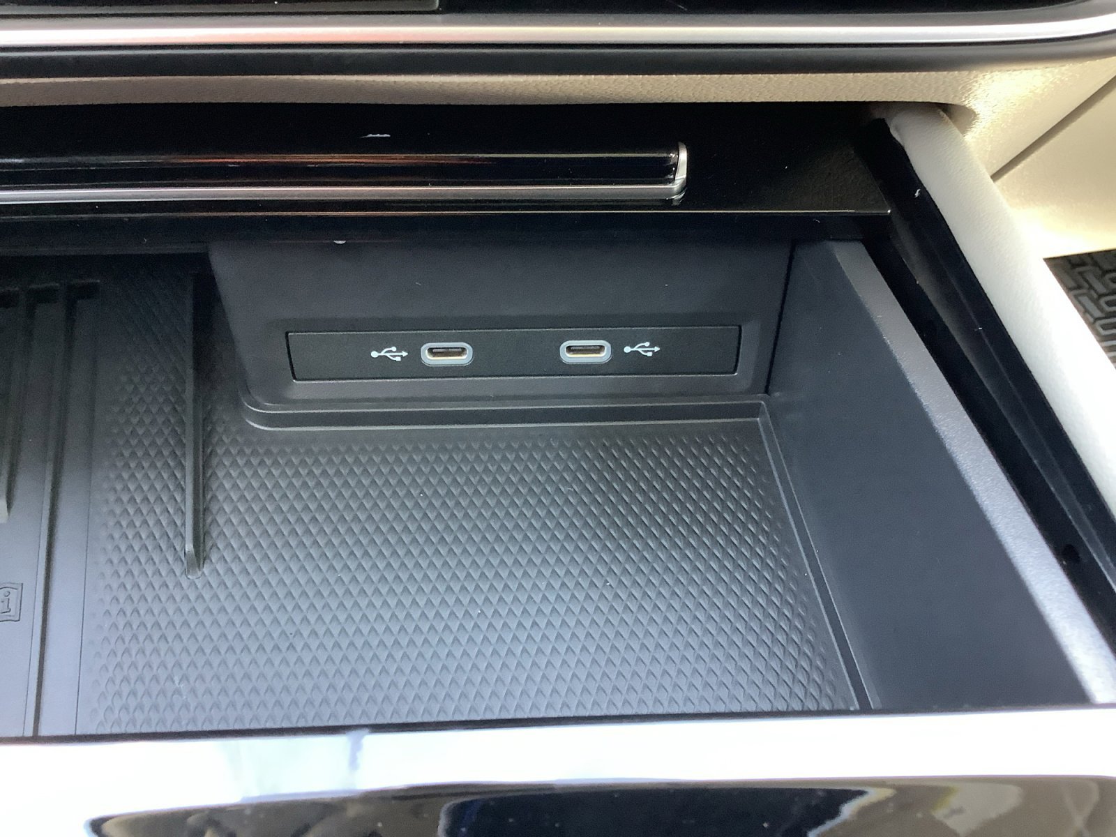 New 2026 Pure Gray Volkswagen 2.0T SE w/Technology image 21