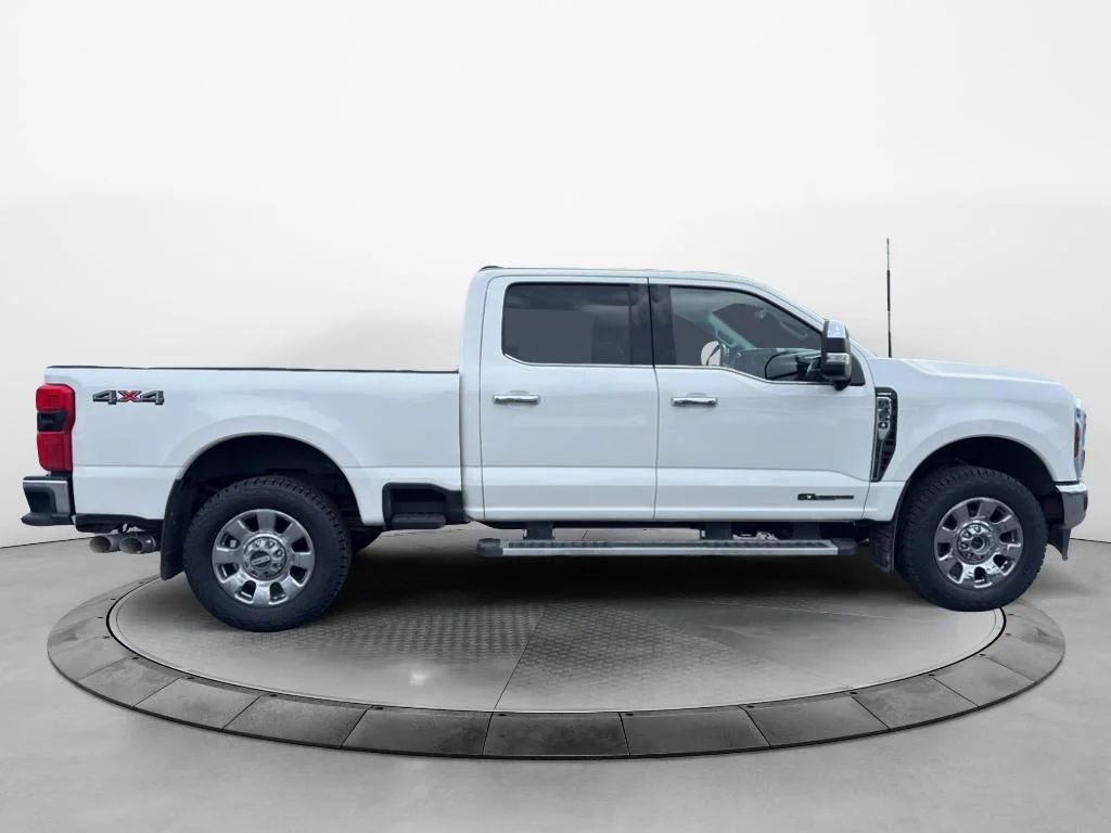 Certified Used 2024 Star White Ford LARIAT image 5