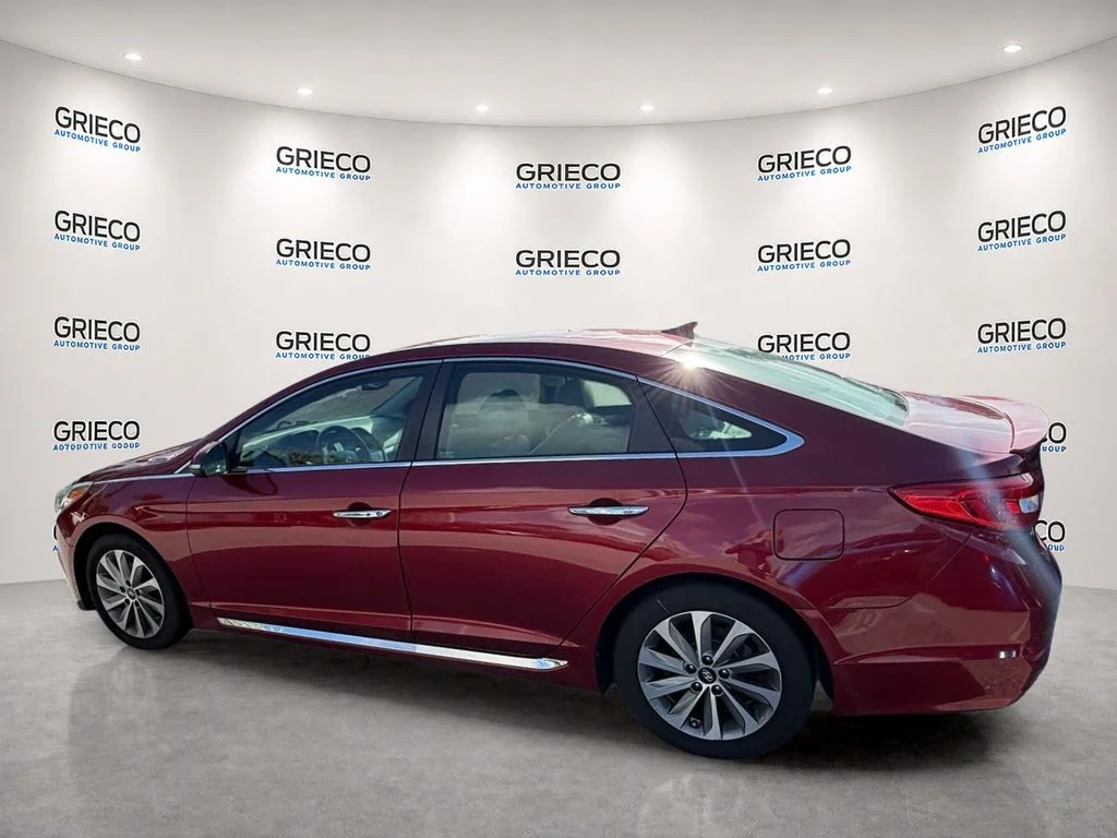 Used 2015 Venetian Red Hyundai Sport image 5