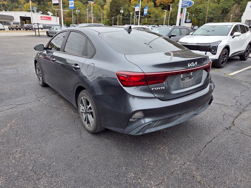 Used 2023 Gray Kia LXS image 5