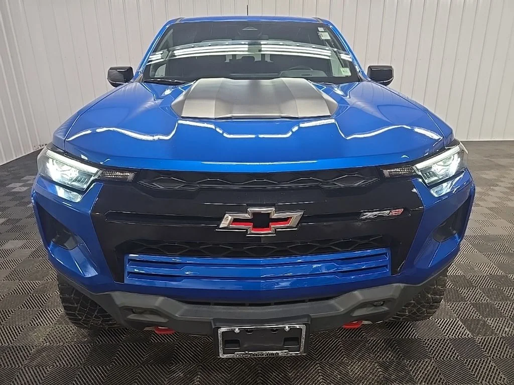 Used 2024 Blue Chevrolet ZR2 image 8