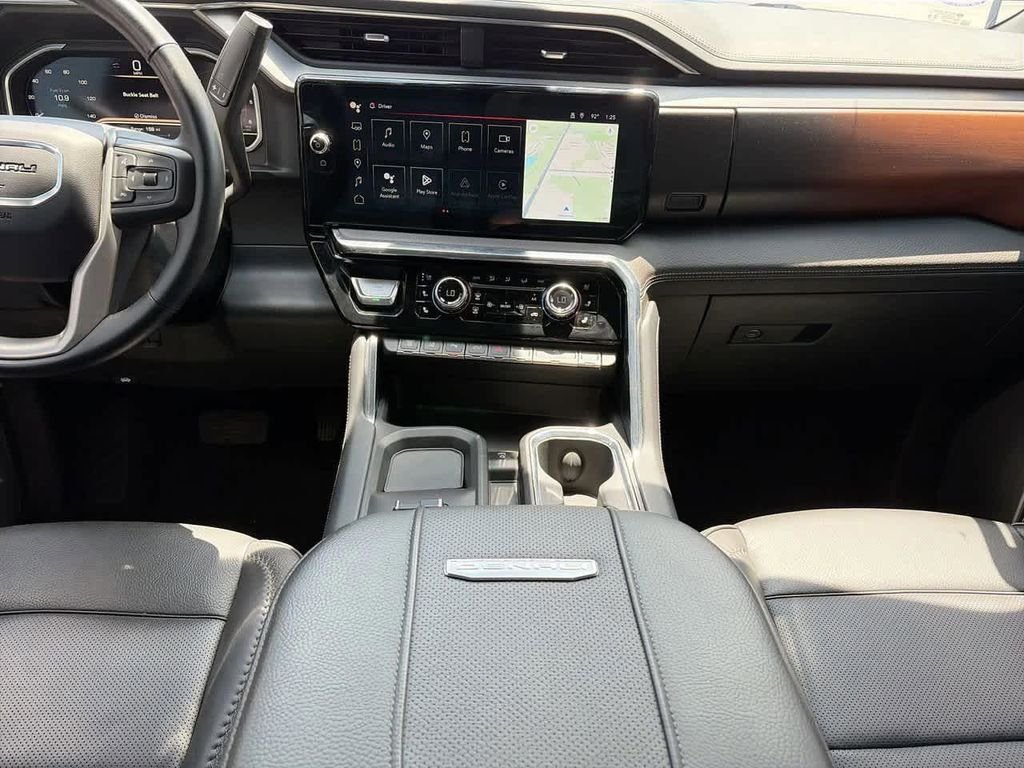 Used 2024 White GMC Denali image 11