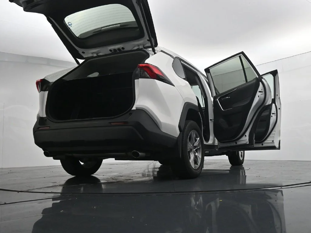Used 2024 White Toyota XLE image 29