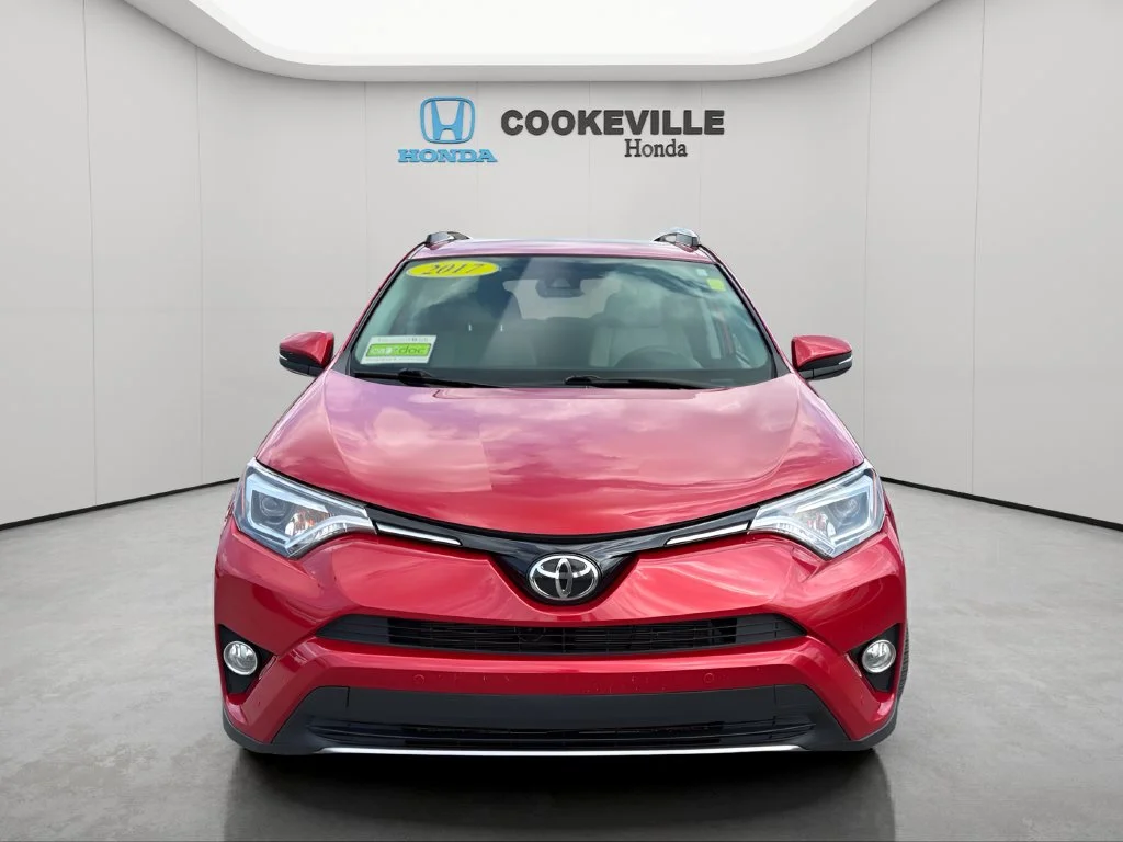 Used 2017 Barcelona Red Metallic Toyota Limited image 4