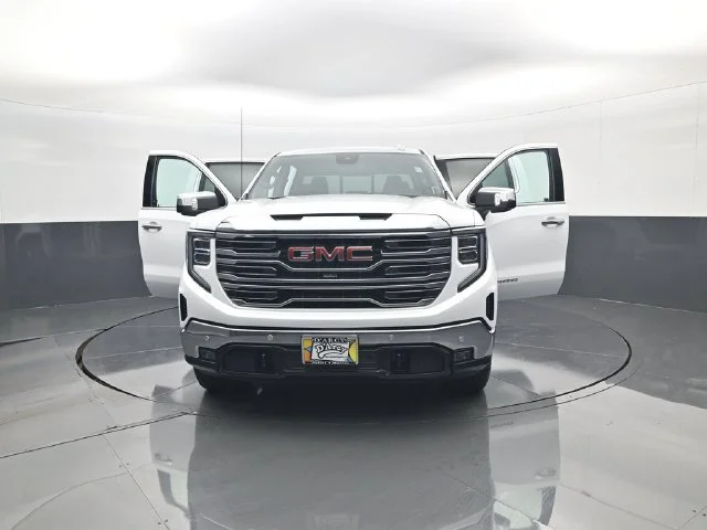 Certified Used 2023 White GMC SLT image 31