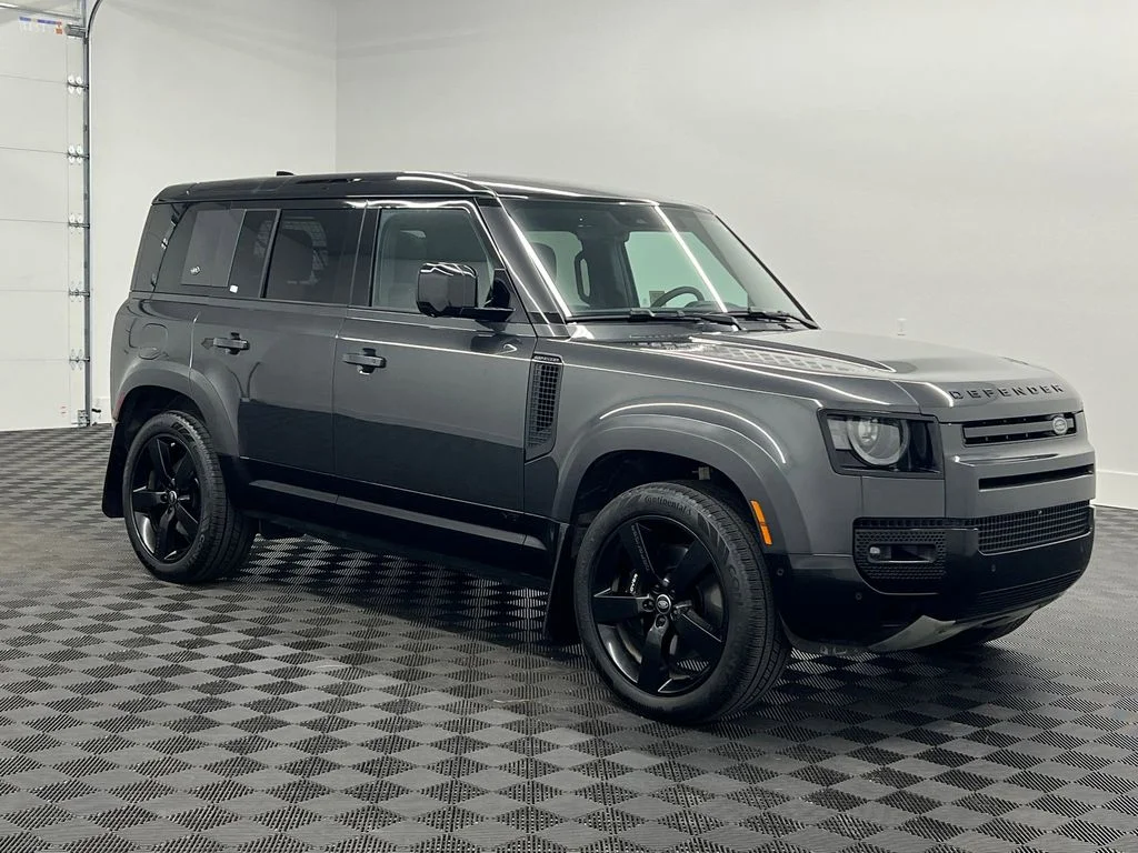Used 2023 Carpathian Grey Premium Metallic Land Rover V8 AWD Carpathian Edition image 6