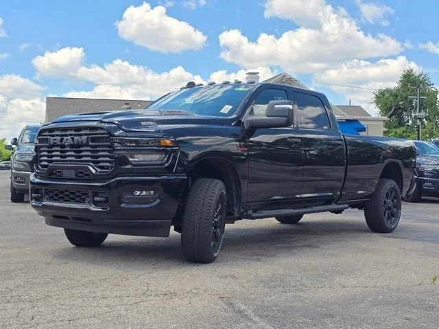 New 2026 Diamond Black Crystal Pearlcoat Ram Tradesman image 28