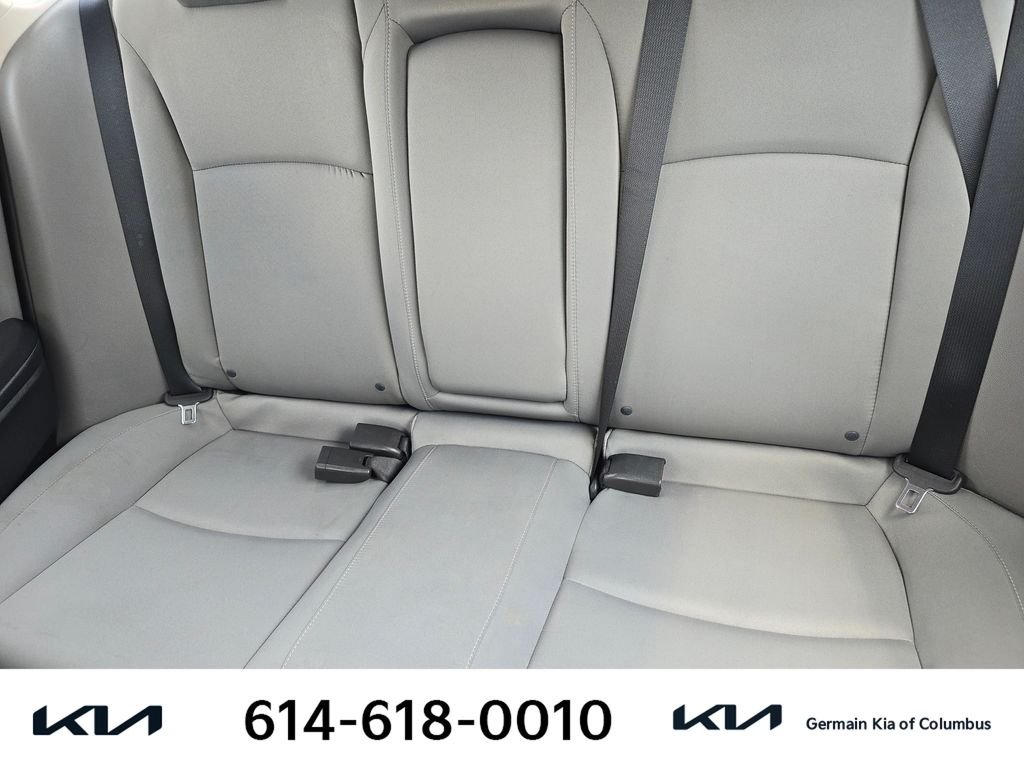Used 2017  Honda EX image 19