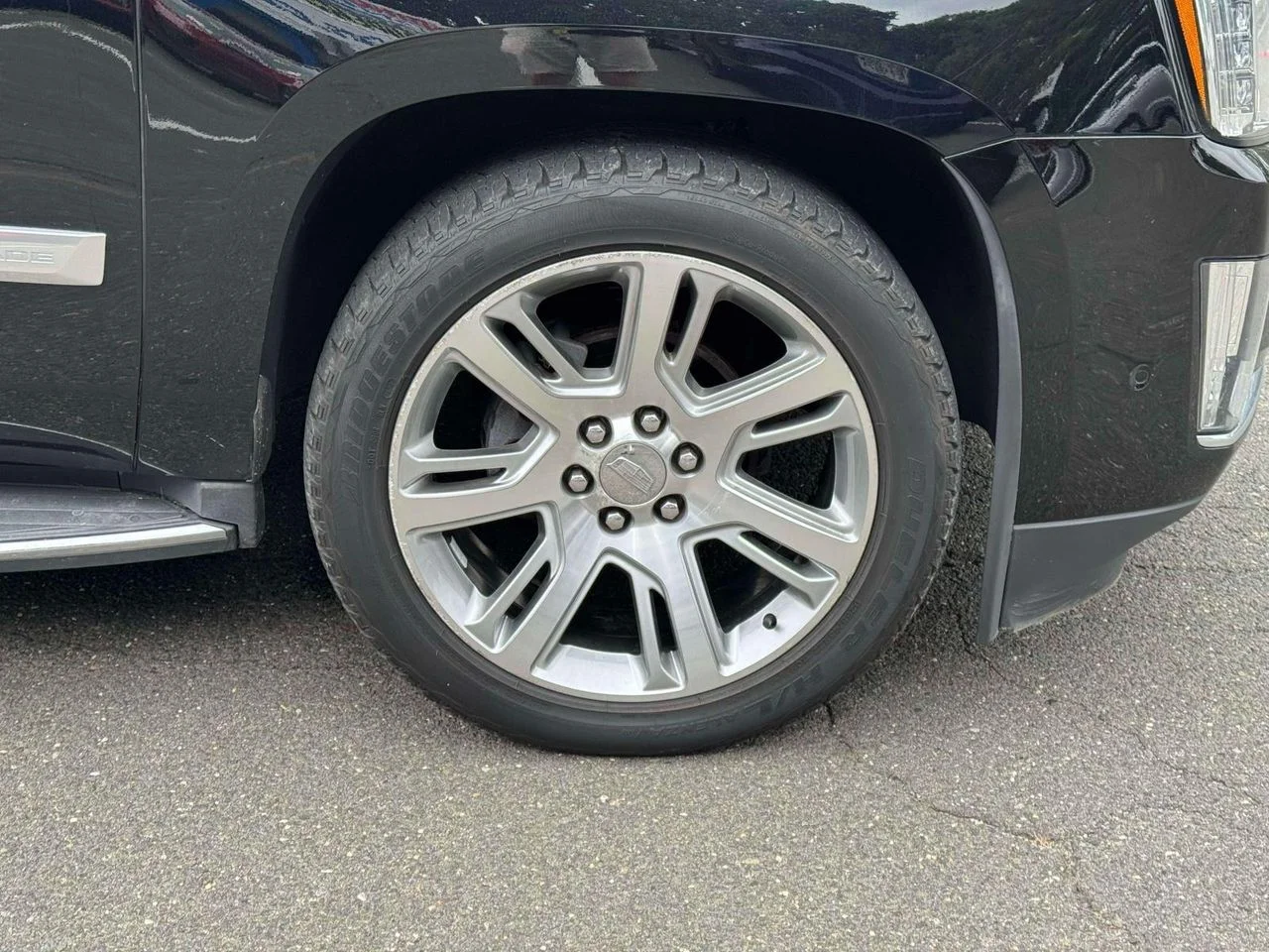 Used 2018 Black Raven Cadillac Luxury image 10