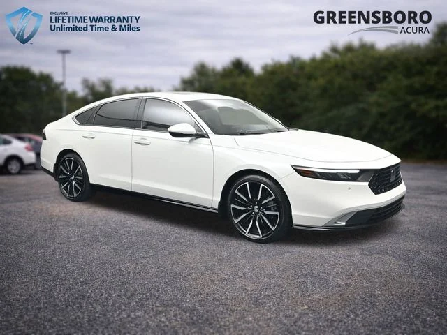 Used 2025  Honda Touring image 1