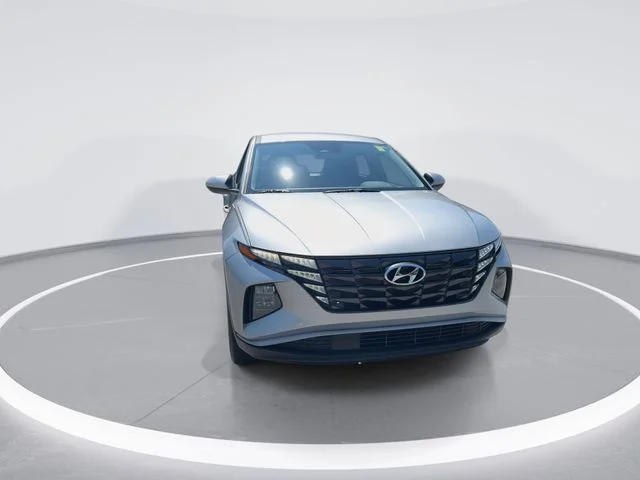 Used 2024 Silver Hyundai SE image 3
