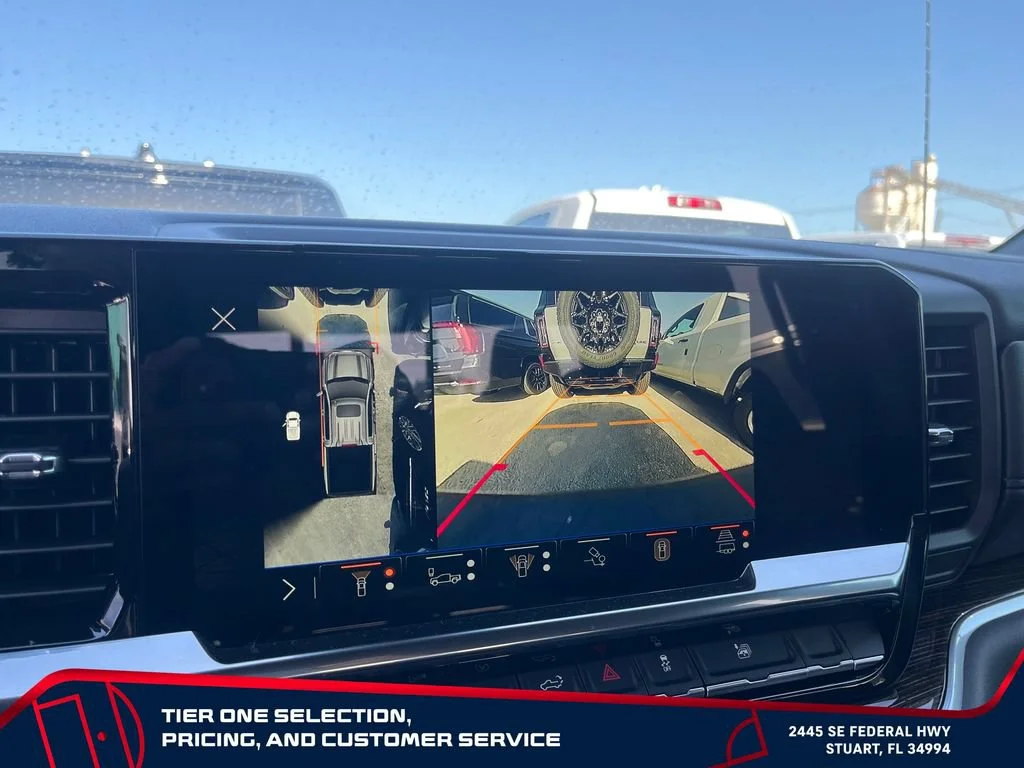 New 2026 Sterling Metallic GMC Elevation image 32