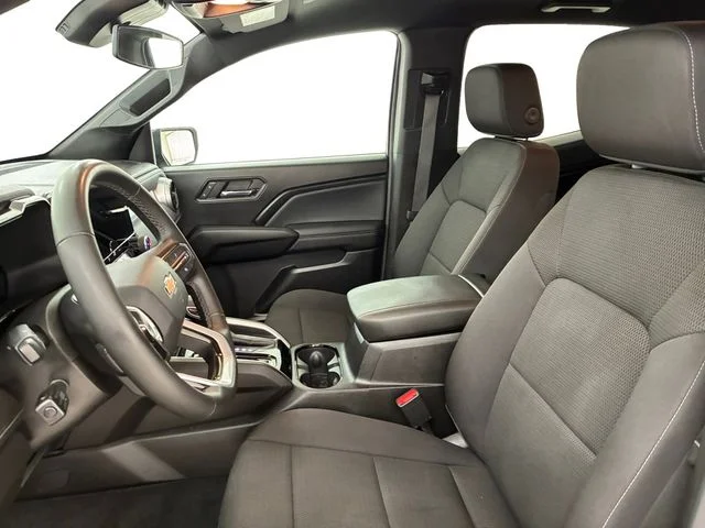 2024 Chevrolet Colorado LT - Photo 12